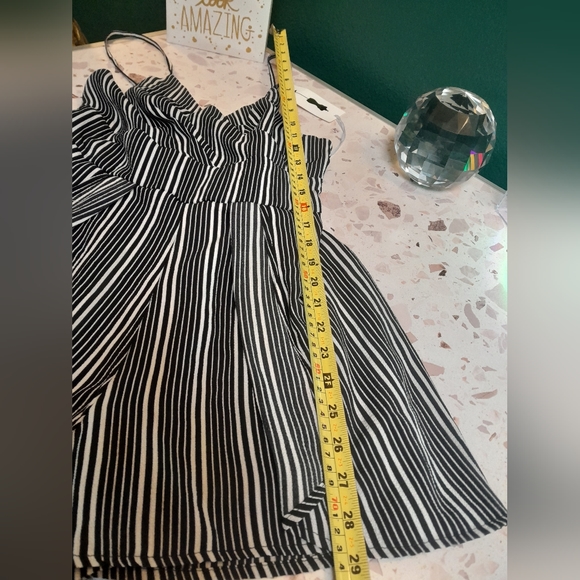 Romper size M, Never worn - Picture 4 of 8